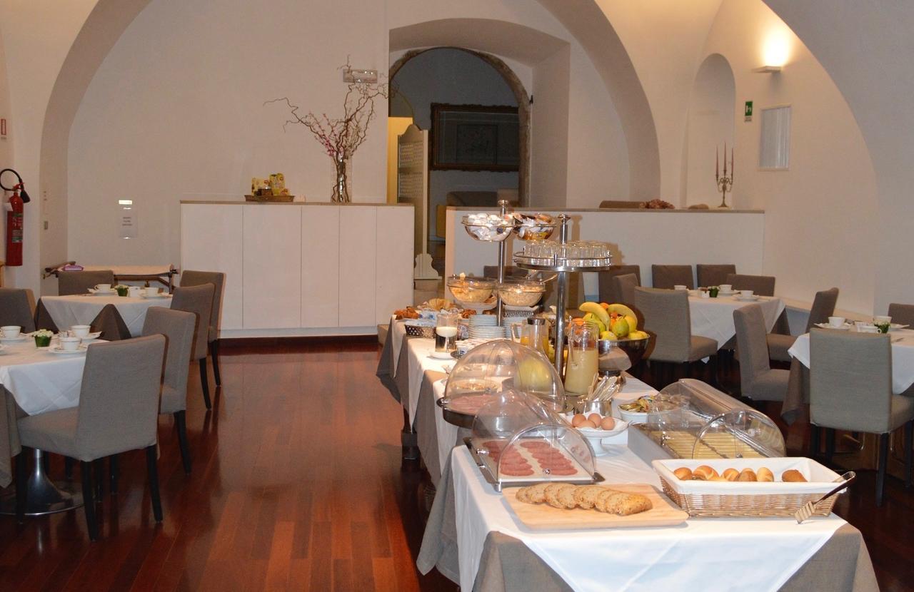 Albergo Accademia Trento Exterior foto